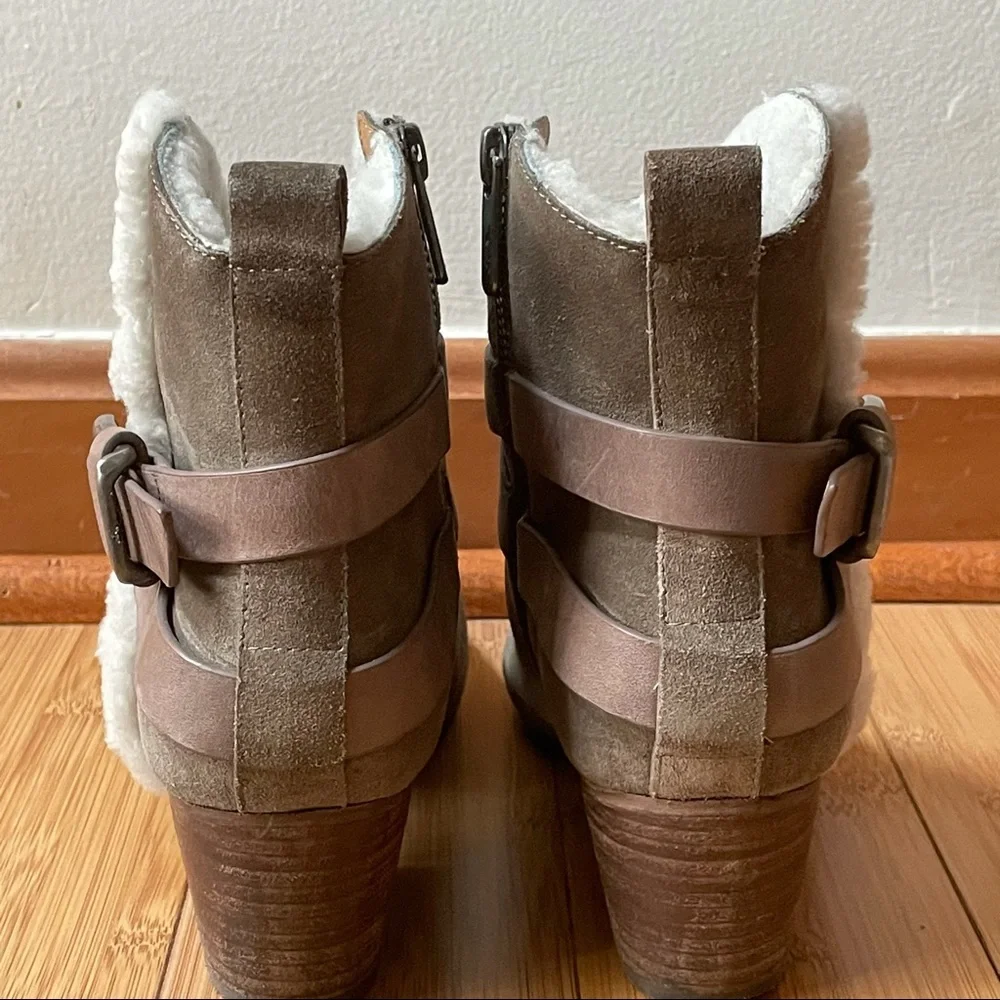 Belle by Sigerson Morrison Laica Gray Suede  Faux Fur Lined Booties size 7.5B - Picture 7 of 16